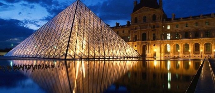 Louvre Müzesi – Paris