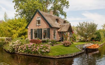 Giethoorn; Hollanda’nın Hobbit Köyü